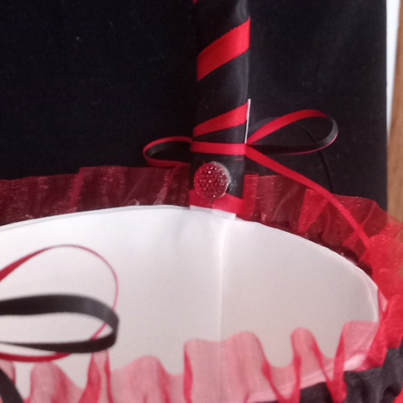 Case IH themed flower Girl basket. Hand crafted. - Picture 3 of 3